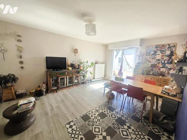 Place Ney Duplex Dernier étage avec terrasse et stationnement securisé