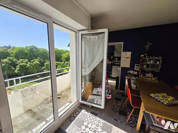 Place Ney Duplex Dernier étage avec terrasse et stationnement securisé