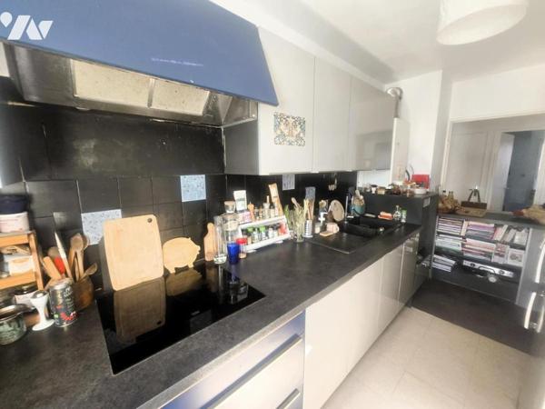 Place Ney Duplex Dernier étage avec terrasse et stationnement securisé