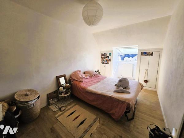 Place Ney Duplex Dernier étage avec terrasse et stationnement securisé