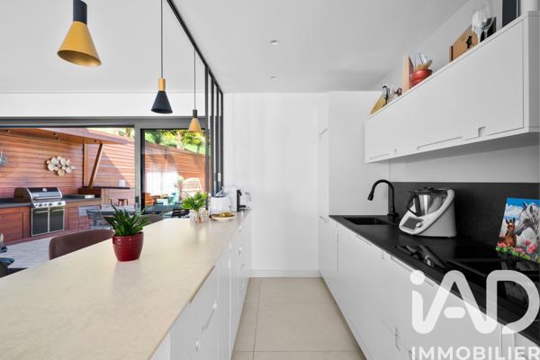 Maison à vendre 6 pièces 200 m² Jouars-Pontchartrain