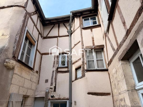Ensemble de deux habitations  cœur historique de Bourges