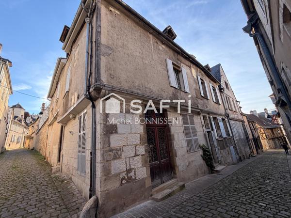 Ensemble de deux habitations  cœur historique de Bourges