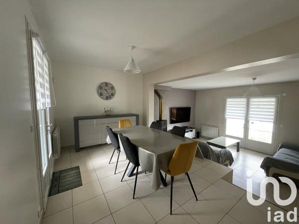 Maison à vendre 6 pièces 140 m² Saintes