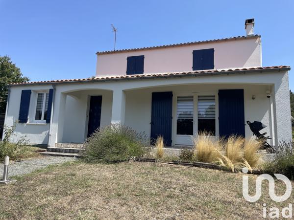 Maison à vendre 6 pièces 140 m² Saintes