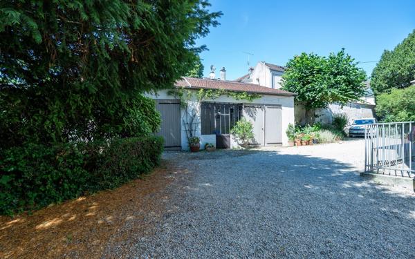 Maison à vendre    9 pièces •  Château-Thierry