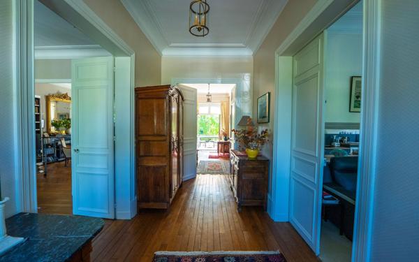 Maison à vendre    9 pièces •  Château-Thierry