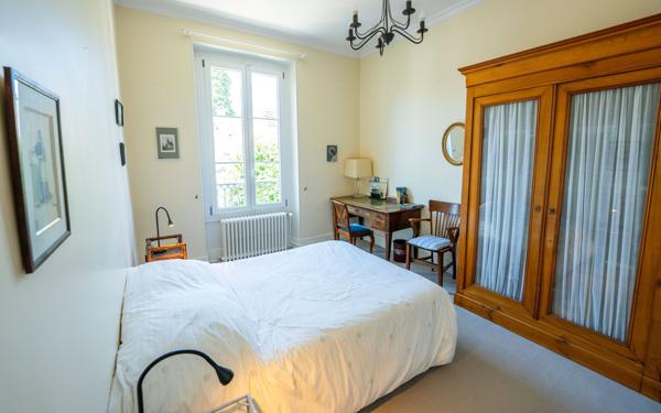 Maison à vendre    9 pièces •  Château-Thierry