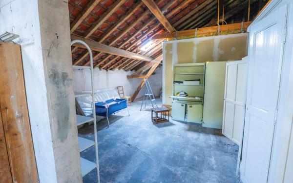 Maison à vendre    9 pièces •  Château-Thierry