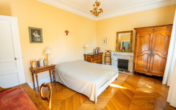 Maison à vendre    9 pièces •  Château-Thierry