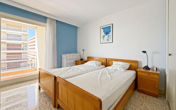 Appartement à vendre    2 pièces • 43,86 m2 Fréjus