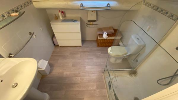 Maison 250 m2 à Pélissane