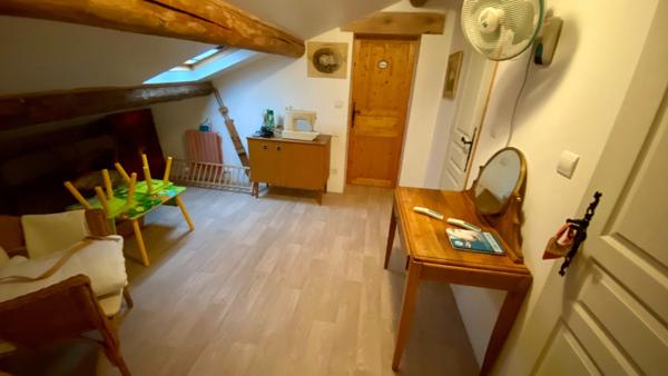 Maison 250 m2 à Pélissane