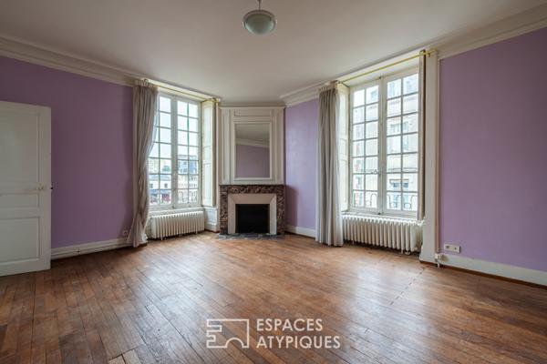 Demeure de prestige avec potentiel en centre-ville