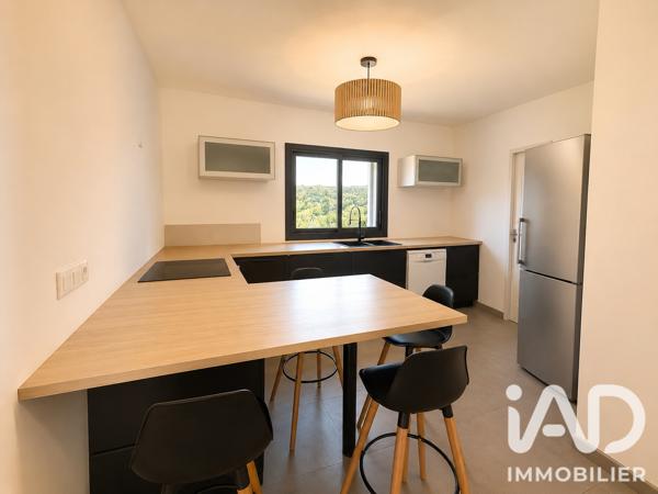 Maison à vendre 5 pièces 141,87 m² Carnoux-en-Provence