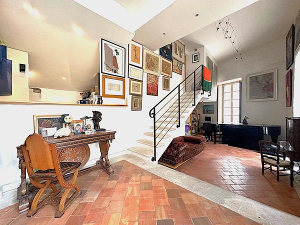 Appartement 4 pièces - 150 m² Bien prestige