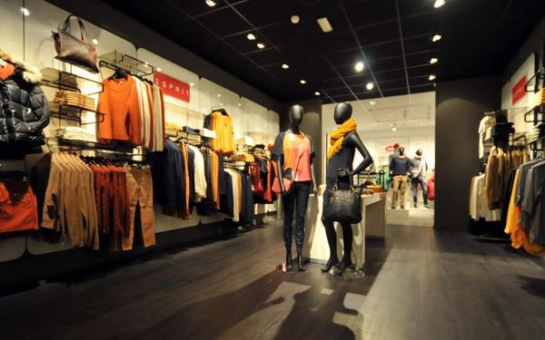 A vendre fonds de commerce d'un magasin de vêtements indépendant , Laval A vendre fonds de commerce d'un magasin de vêtements indépendant , Laval