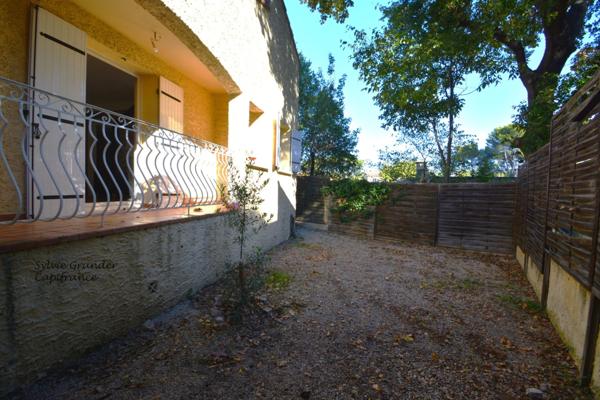 Maison à vendre plain-pied 4 pièces VENTABREN (13)