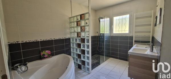 House for sale 4 rooms 111 m² Chantérac