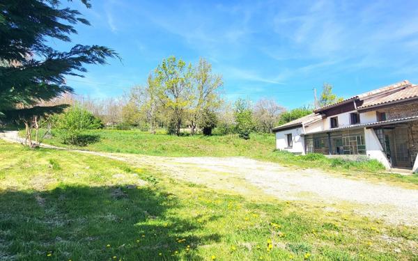 Maison à vendre    4 pièces • 180 m2 Vienne