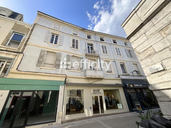 Appartement
         4 pièces
        - 104 m² 265 000 € *