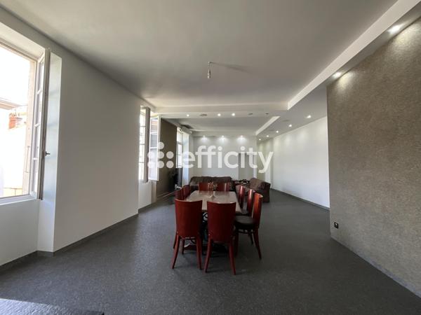 Appartement
         4 pièces
        - 104 m² 265 000 € *