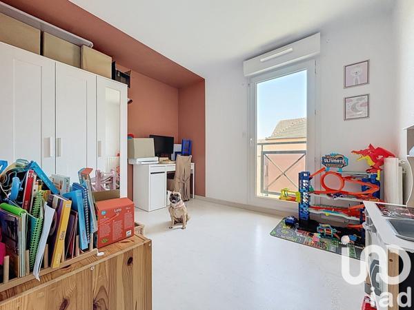 Appartement 4 pièces de 81 m² à Saulx-les-Chartreux (91160)