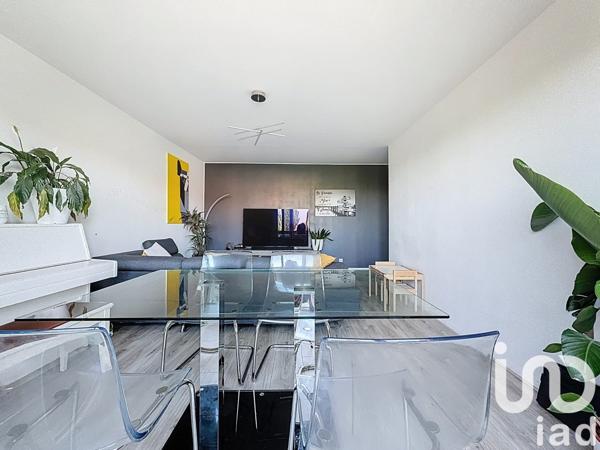 Appartement 4 pièces de 81 m² à Saulx-les-Chartreux (91160)