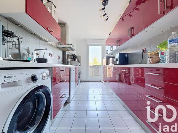 Appartement 4 pièces de 81 m² à Saulx-les-Chartreux (91160)