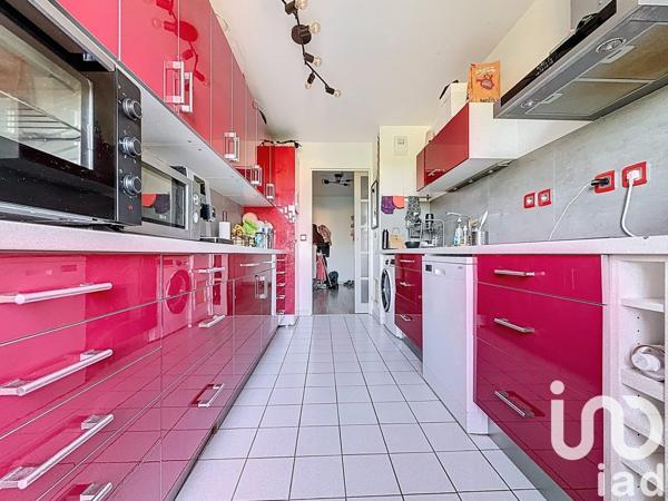 Appartement 4 pièces de 81 m² à Saulx-les-Chartreux (91160)