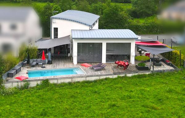 Maison trés haut de gamme aux portes de SAUTRON