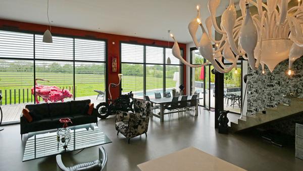 Maison trés haut de gamme aux portes de SAUTRON