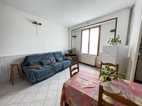 Maison à vendre |  Saint-Hippolyte |  3 pièces | 75 m²