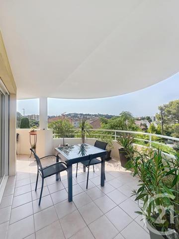 Appartement T3 à vendre  3 pièces - 69 m2 ST RAPHAEL - 83