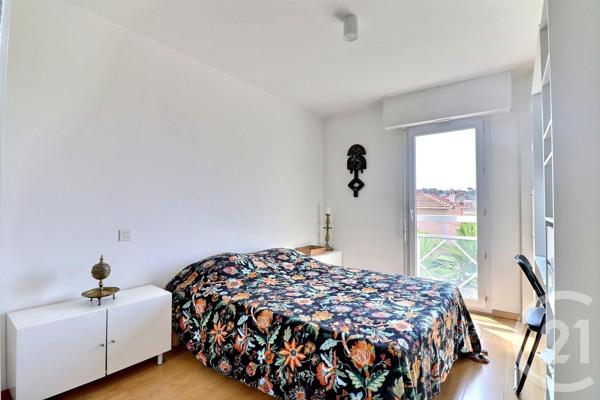 Appartement T3 à vendre  3 pièces - 69 m2 ST RAPHAEL - 83