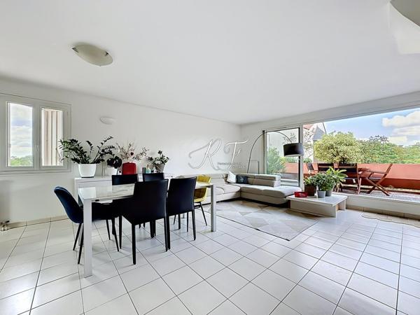 Duplex au dernier étage avec une grande terrasse