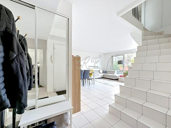 Duplex au dernier étage avec une grande terrasse