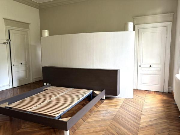 LA TALAUDIERE 42350 Propriété dans une maison de maitre Appartement 454m² 4 chambres