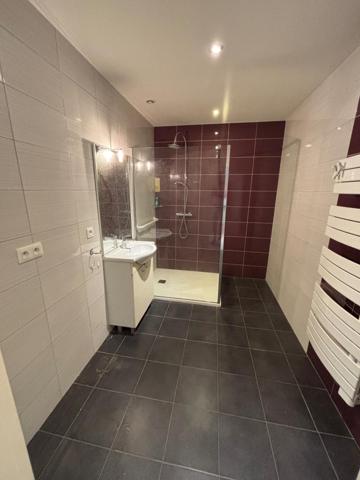 Bel appartement en rez de jardin