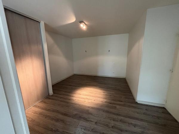 Bel appartement en rez de jardin