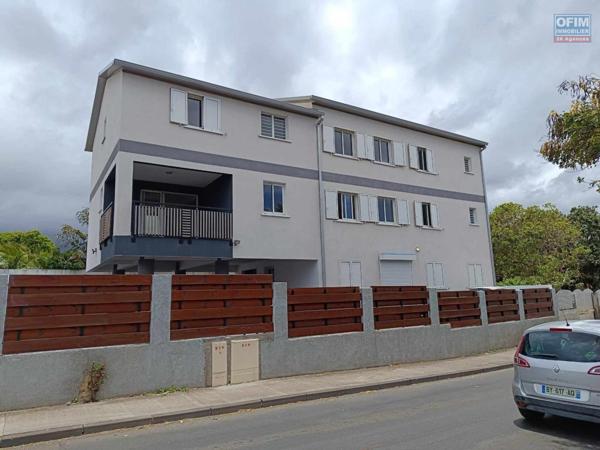 Immeuble neuf de cinq appartements quatre T4 et un T1 à St Louis