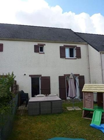 Vente maison Pontivy : 112 500 € - AJP Immobilier Pontivy