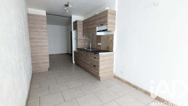 Location appartement 1 pièce 32 m² Cavaillon