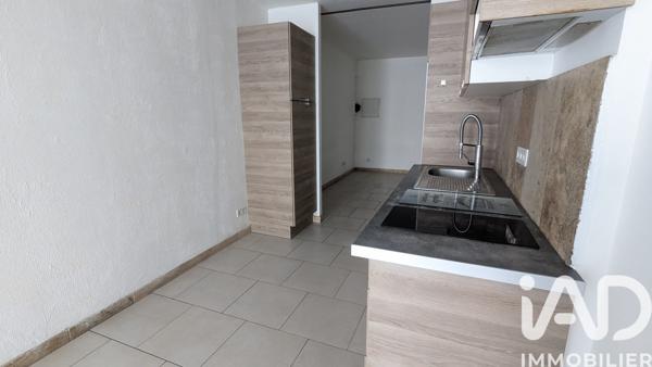 Location appartement 1 pièce 32 m² Cavaillon