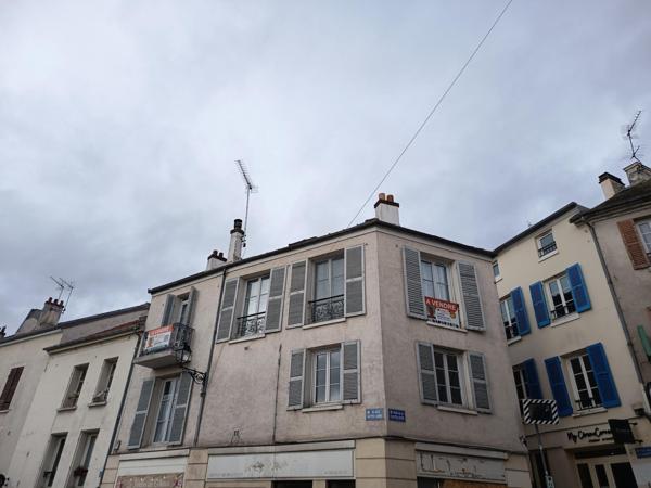 Beau Studio 28M2 Place Notre-Dame