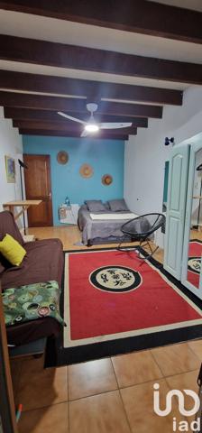 Maison traditionnelle 5 pièces de 187 m² à Saint-André (97440)