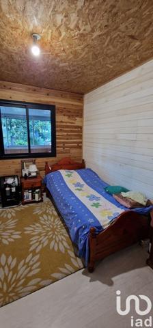 Maison traditionnelle 5 pièces de 187 m² à Saint-André (97440)