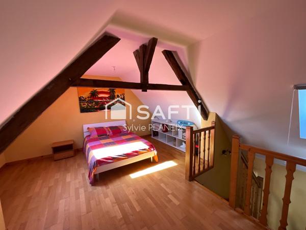 Charmante maison mitoyenne d’une surface de 70 m2 environ.