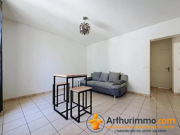 Vente                                                      Appartement
                        
                     2 pièces                      36 m2                     à Nanterre