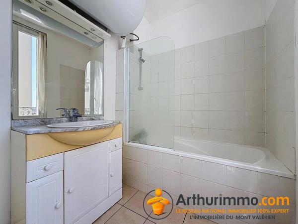 Vente                                                      Appartement
                        
                     2 pièces                      36 m2                     à Nanterre